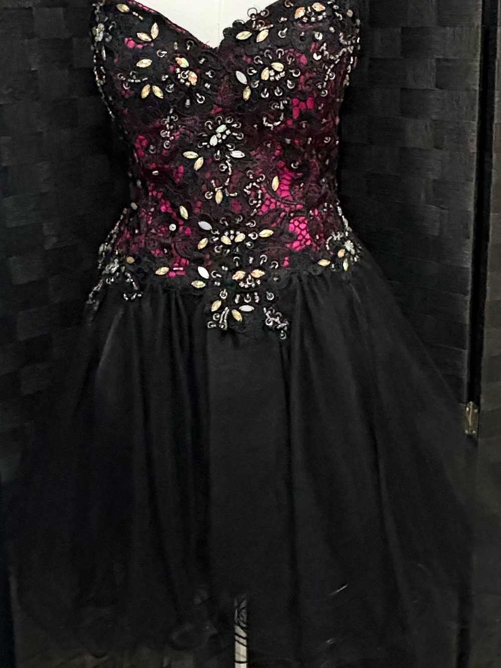 Gothic Romance Strapless Black & Fuchsia Lace Appliqué Cocktail Dress